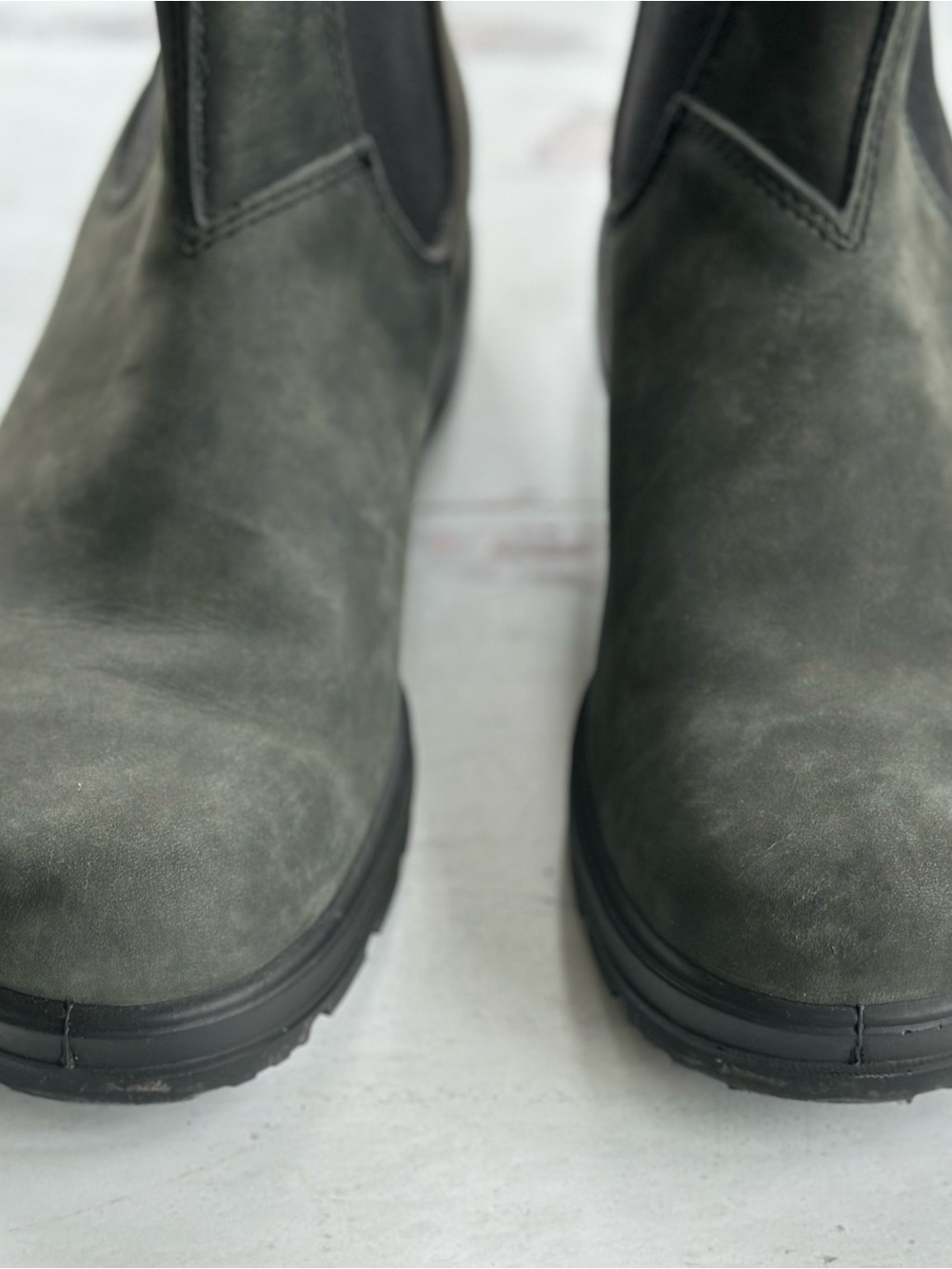 Blundstone • 587 Rustic Black Chelsea Boots Men’s US 11.5 (AU/UK 10.5) - Picture 4 of 9